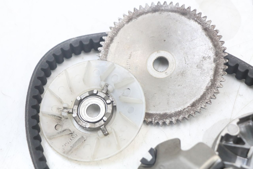 photo de VARIATEUR KYMCO AGILITY 4T 50 (2018 - 2022) - Vue d’ensemble