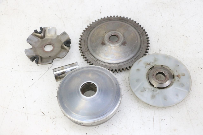 photo de VARIATEUR KYMCO AGILITY 4T 50 (2018 - 2022) - Points de fixation