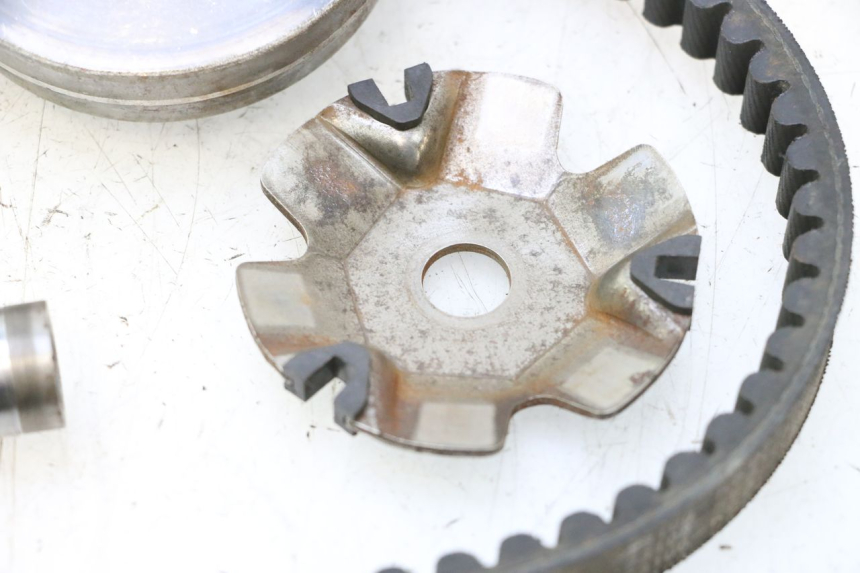 photo de VARIATEUR KYMCO AGILITY 4T 50 (2005 - 2018) - Points de fixation