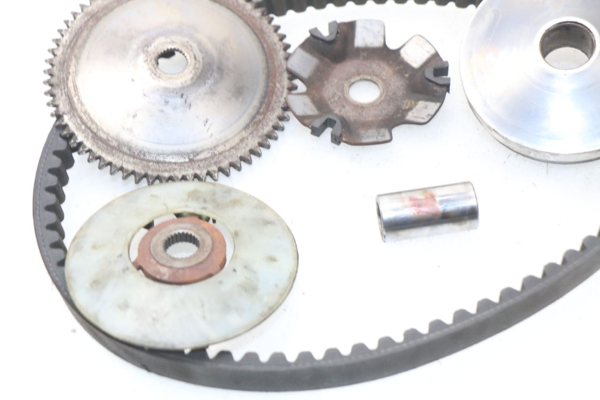 photo de VARIATEUR KYMCO AGILITY CITY 2T 50 (2008 - 2016) - Autre angle de vue