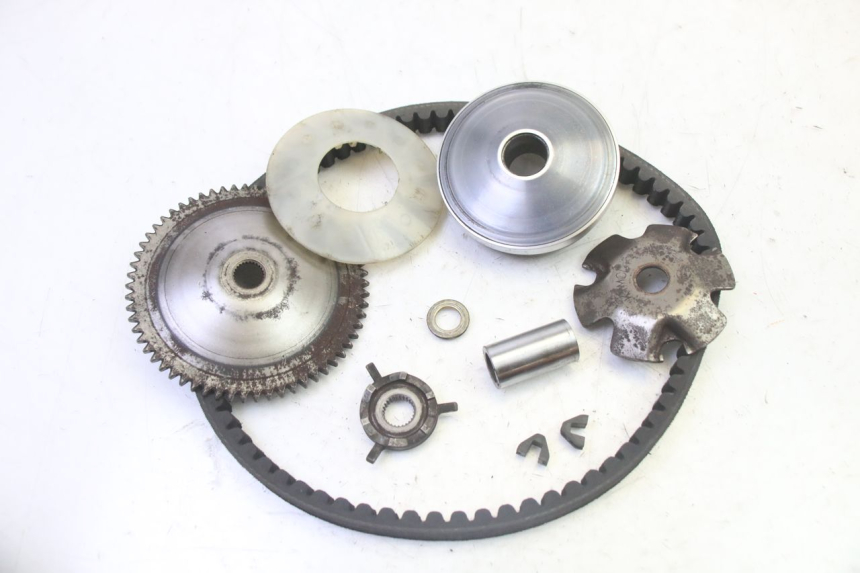 photo de VARIATEUR KYMCO AGILITY NAKED RENOUVO 2T 50 (2011 - 2018) - Détail de la pièce