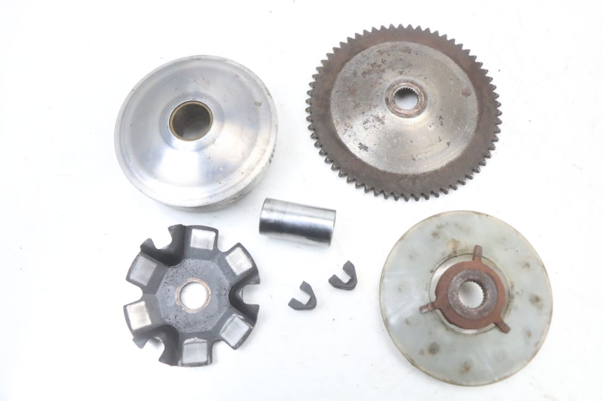 photo de Variateur KYMCO AGILITY RS 4T 50 (2009 - 2013) - Détail de la pièce