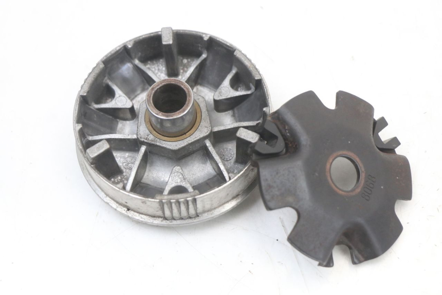 photo de Variateur KYMCO AGILITY RS 4T 50 (2009 - 2013) - Gros plan technique