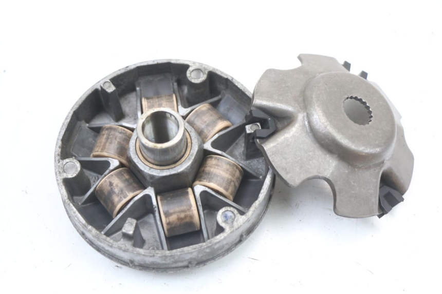 photo de VARIATEUR APRILIA SR MOTARD 50 (2012 - 2018) - Autre angle de vue