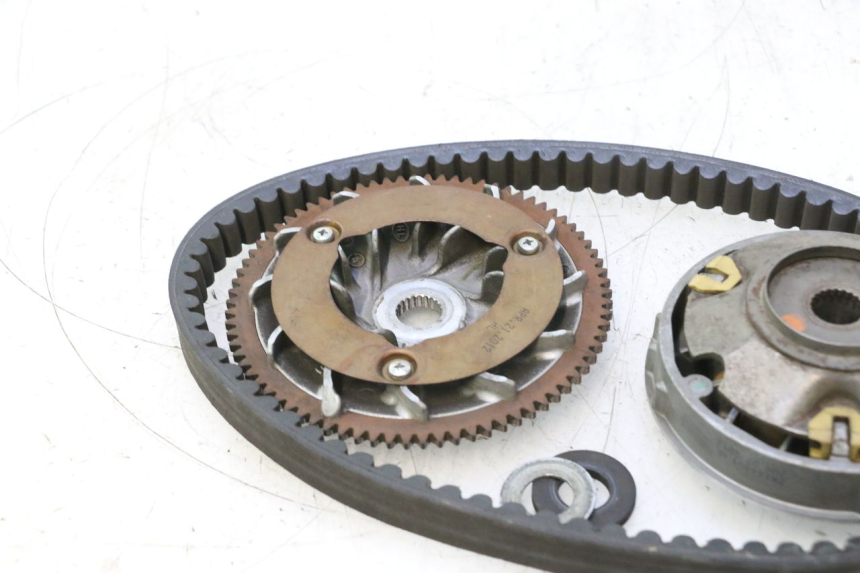 photo de VARIATEUR APRILIA ATLANTIC S 125 (2010 - 2013) - Zoom composants