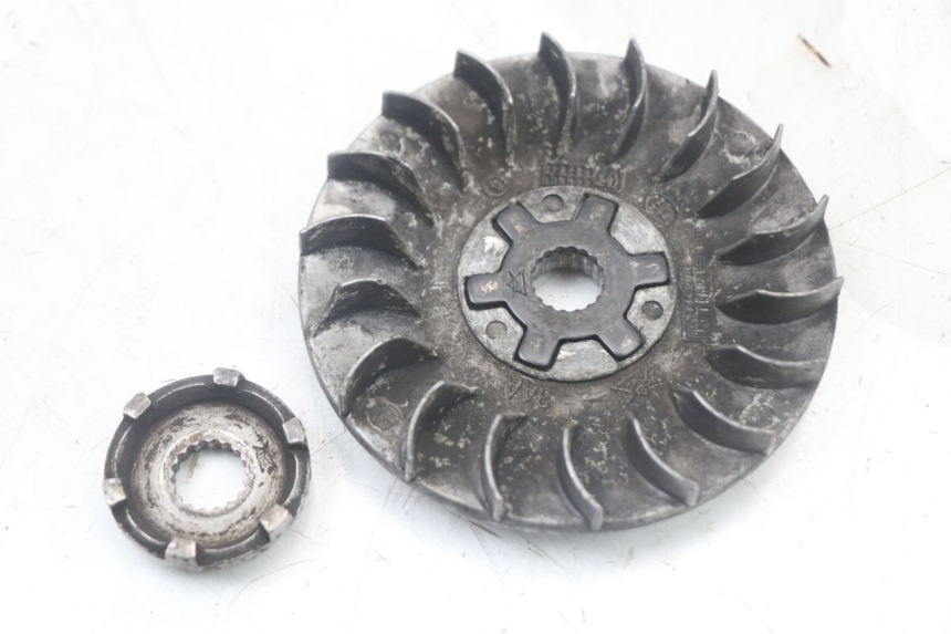 photo de VARIATEUR MBK BOOSTER SPIRIT 50 (1999 - 2003) - Points de fixation