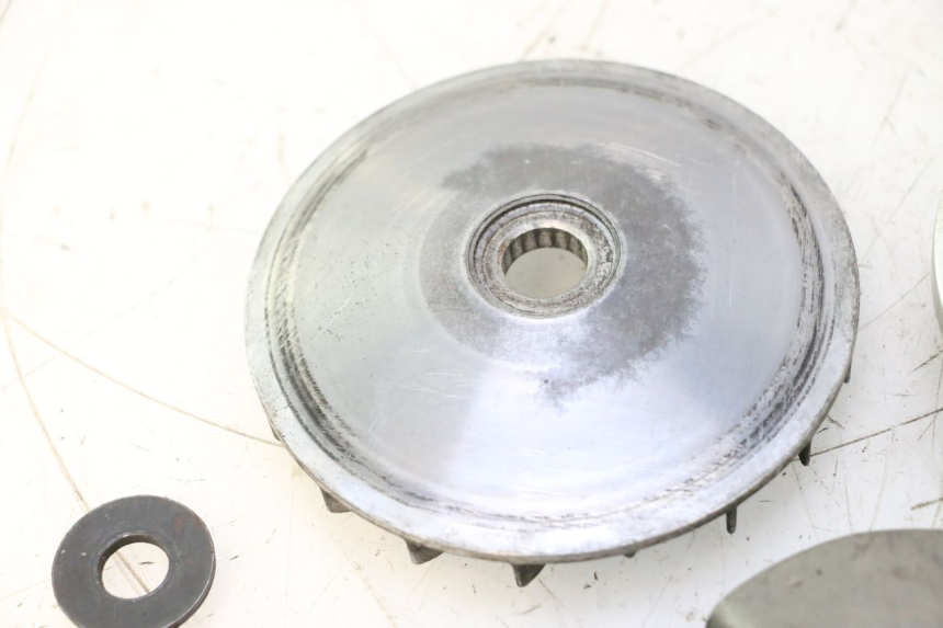 photo de VARIATEUR MBK BOOSTER SPIRIT 50 (2004 - 2017) - Autre angle de vue