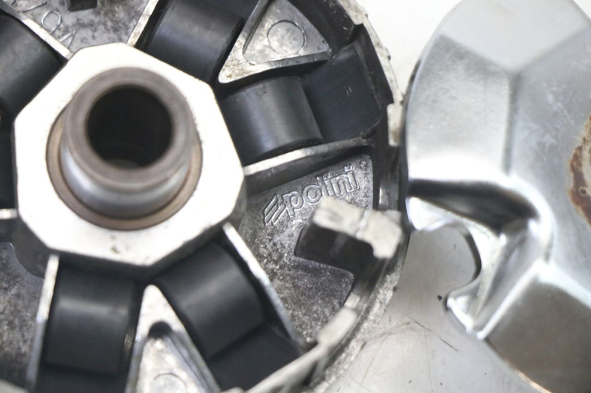 photo de VARIATEUR MBK BOOSTER SPIRIT NAKED 50 (2004 - 2017) - Vue d’ensemble