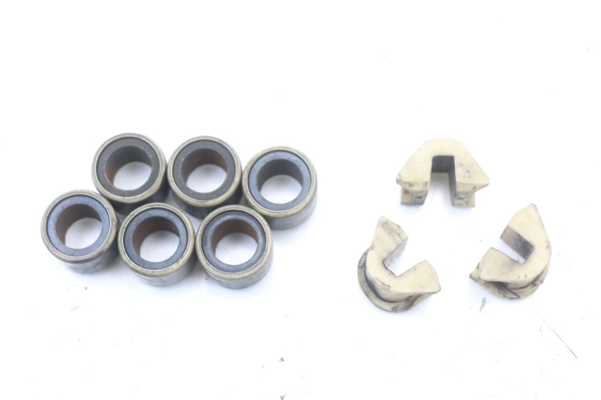 photo de VARIATEUR SUZUKI BURGMAN 125 (2007 - 2014) - Gros plan technique