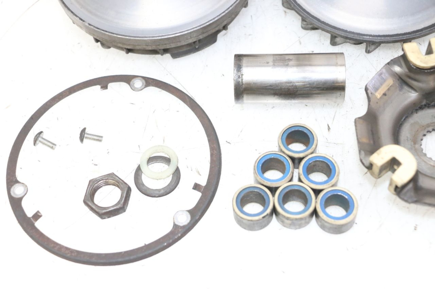 photo de VARIATEUR SUZUKI BURGMAN 125 (2007 - 2014) - Autre angle de vue