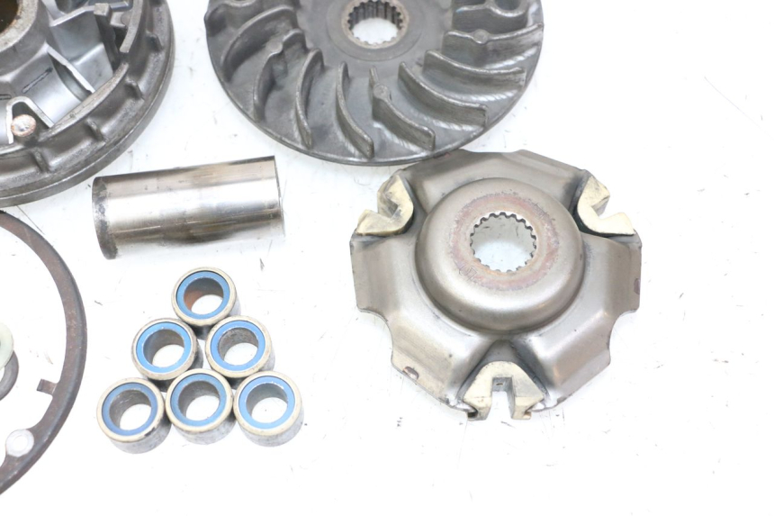 photo de VARIATEUR SUZUKI BURGMAN 125 (2007 - 2014) - Marquages et références