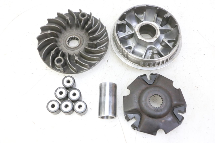 photo de VARIATEUR SUZUKI BURGMAN 125 (2007 - 2014) - Vue principale