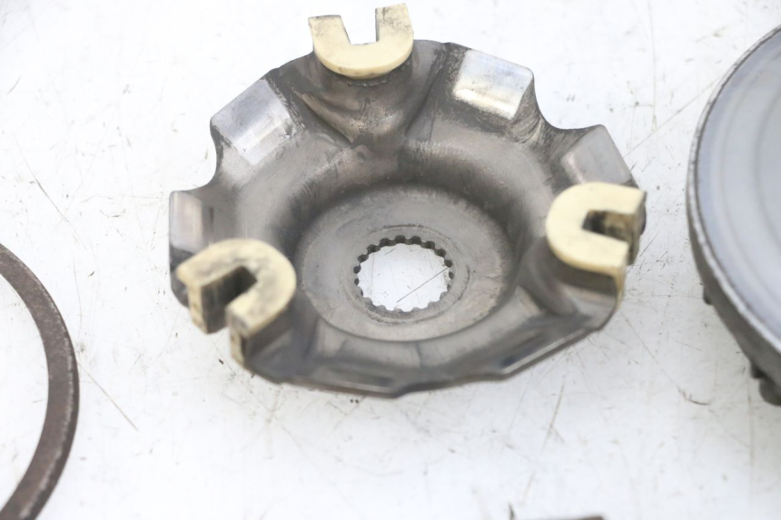 photo de VARIATEUR SUZUKI BURGMAN 125 (2007 - 2014) - Autre angle de vue