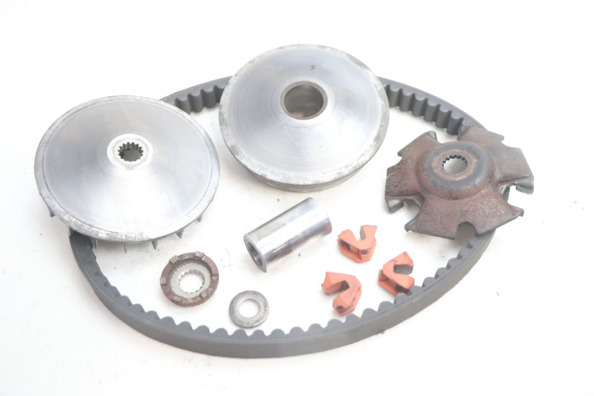 photo de VARIATEUR YAMAHA BW'S BWS 125 (2010 - 2013) - Gros plan technique