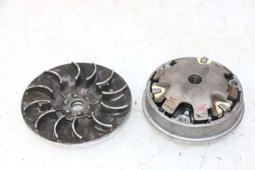 photo de VARIATEUR PEUGEOT CITYSTAR 50 (2013 - 2017) - Détail de la pièce