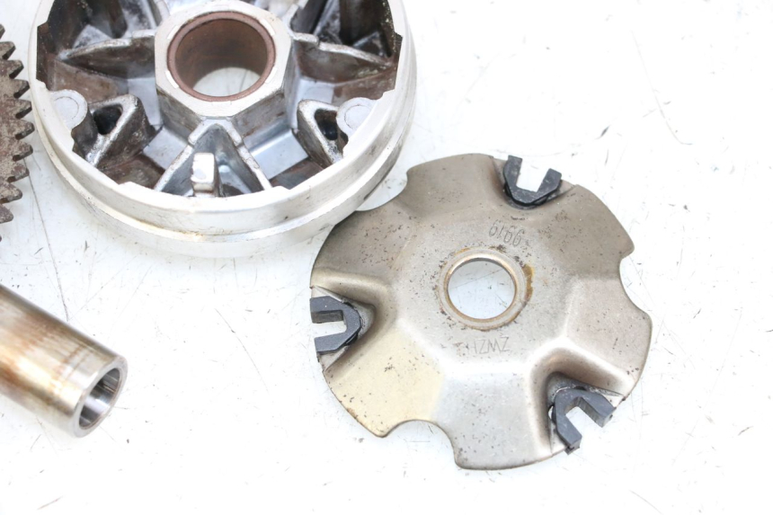 photo de VARIATEUR LONGJIA DIGITA 4T 50 (2019 - 2022) - Points de fixation