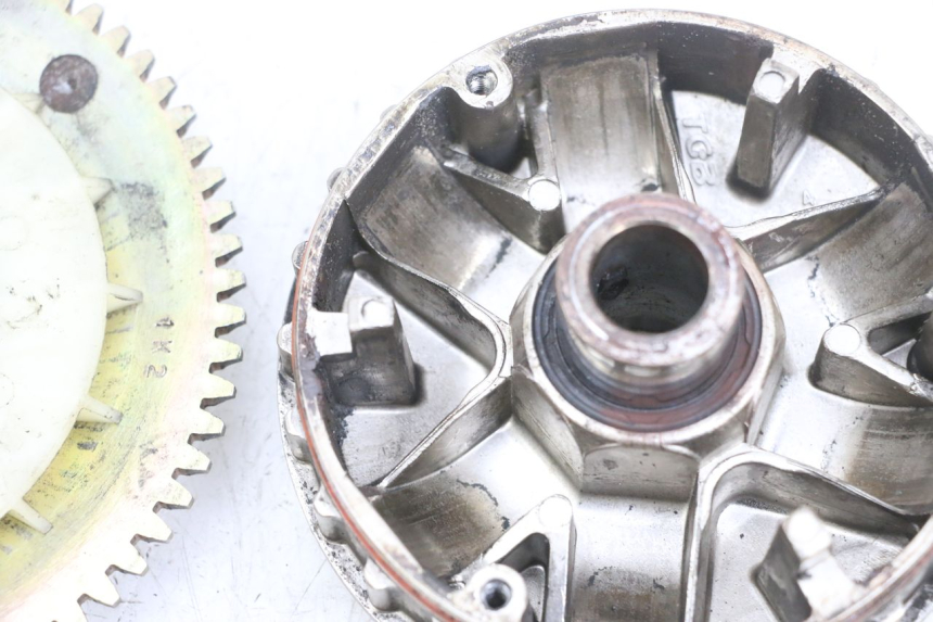 photo de VARIATEUR PEUGEOT ELYSEO 125 (1999 - 2004) - Photo complémentaire