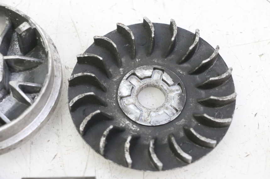 photo de VARIATEUR KEEWAY F-ACT FACT 50 (2006 - 2011) - Vue rapprochée