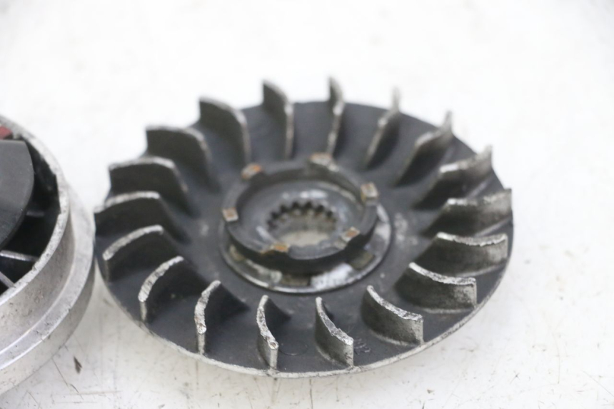 photo de VARIATEUR KEEWAY F-ACT FACT 50 (2006 - 2011) - Zoom état d’usage