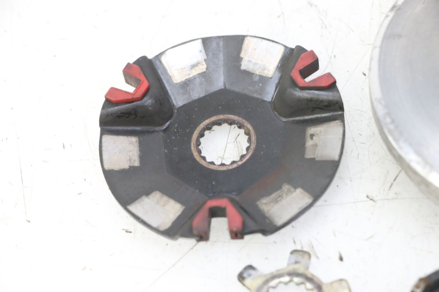 photo de VARIATEUR KEEWAY F-ACT FACT 50 (2006 - 2011) - Gros plan technique