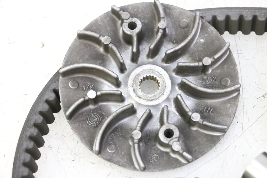 photo de VARIATEUR HONDA FES S-WING SWING ABS 125 (2007 - 2015) - Détails caractéristiques