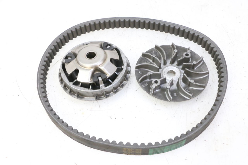 photo de VARIATEUR HONDA FES S-WING SWING ABS 125 (2007 - 2015) - Détail de la pièce