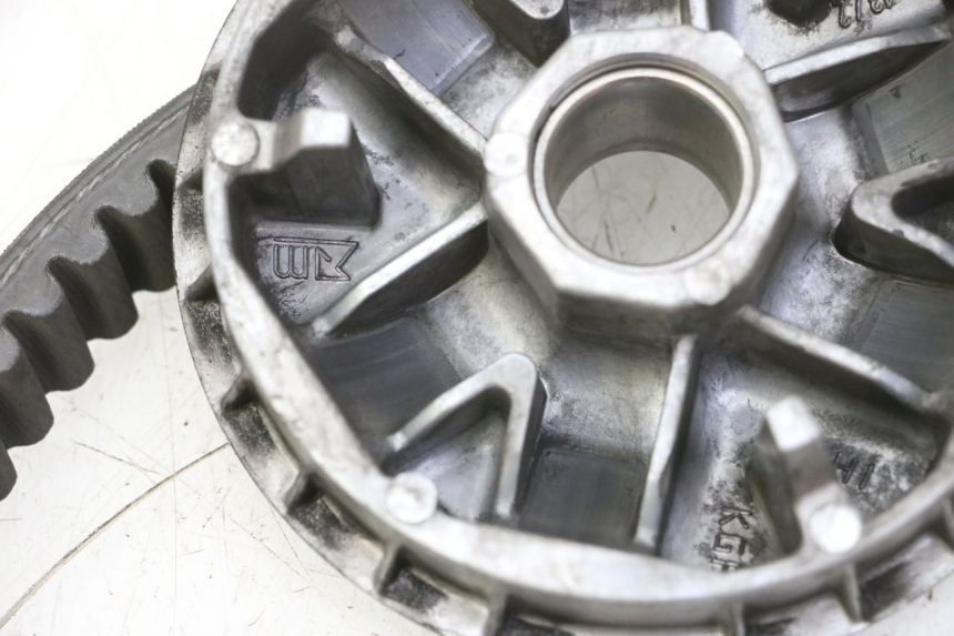 photo de VARIATEUR HONDA FES S-WING SWING ABS 125 (2007 - 2015) - Vue rapprochée