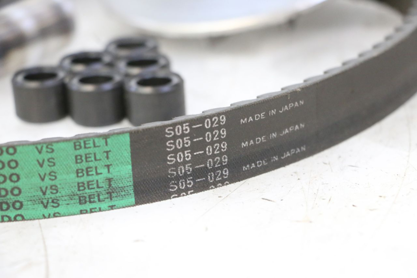 photo de VARIATEUR HONDA FES S-WING SWING ABS 125 (2007 - 2015) - Zoom état d’usage