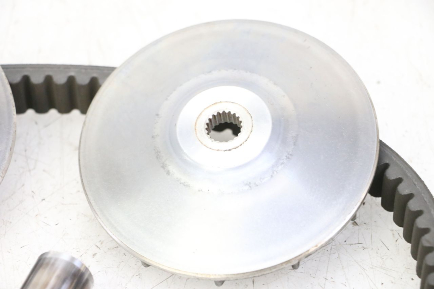 photo de VARIATEUR HONDA FES S-WING SWING ABS 125 (2007 - 2015) - Points de fixation