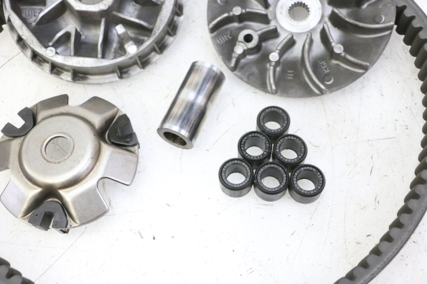 photo de VARIATEUR HONDA FES S-WING SWING ABS 125 (2007 - 2015) - Marquages et références