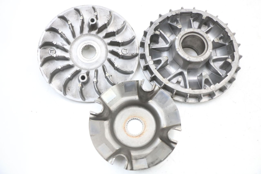 photo de VARIATEUR HONDA FJS SILVER WING SILVERWING 400 (2005 - 2008) - Gros plan technique