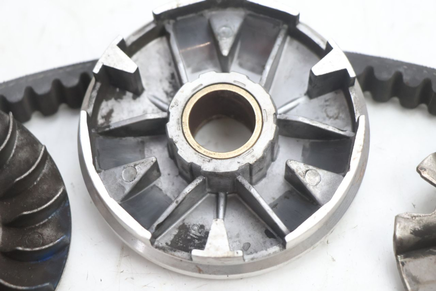 photo de VARIATEUR KEEWAY FOCUS 50 (2006 - 2009) - Détail de la pièce