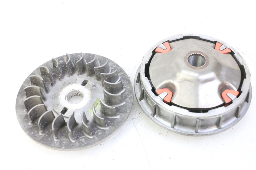 photo de VARIATEUR PEUGEOT GEOPOLIS 400 (2007 - 2013) - Détail de la pièce