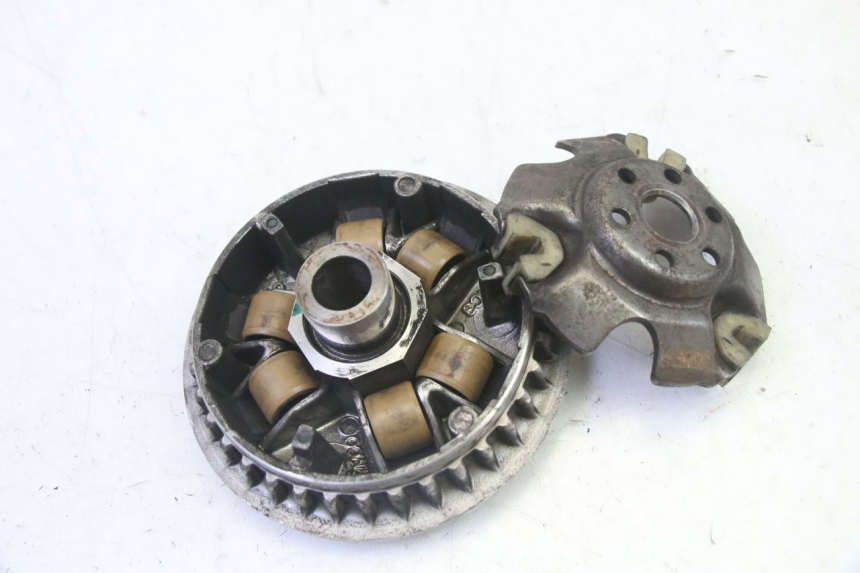 photo de VARIATEUR KYMCO GRAND DINK 125 (2008 - 2014) - Autre angle de vue