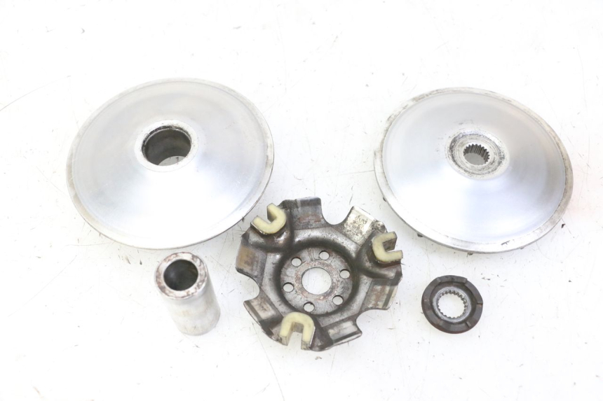 photo de VARIATEUR KYMCO GRAND DINK 125 (2002 - 2007) - Gros plan technique