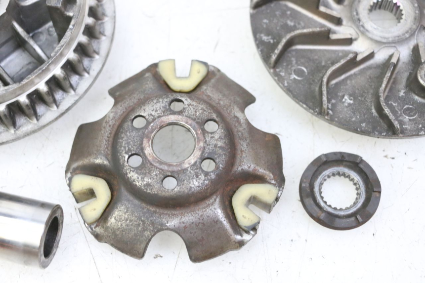 photo de VARIATEUR KYMCO GRAND DINK 125 (2002 - 2007) - État de surface