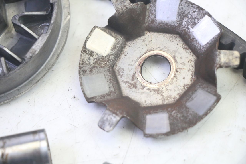 photo de VARIATEUR SYM GTS EVO 125 (2009 - 2013) - Zoom état d’usage