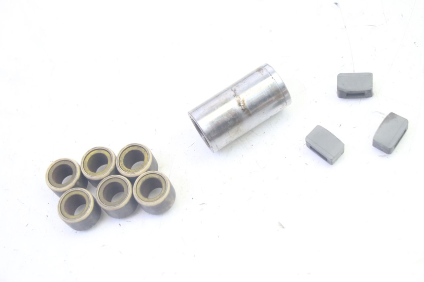 photo de VARIATEUR SYM GTS EVO 125 (2009 - 2013) - Vue d’ensemble