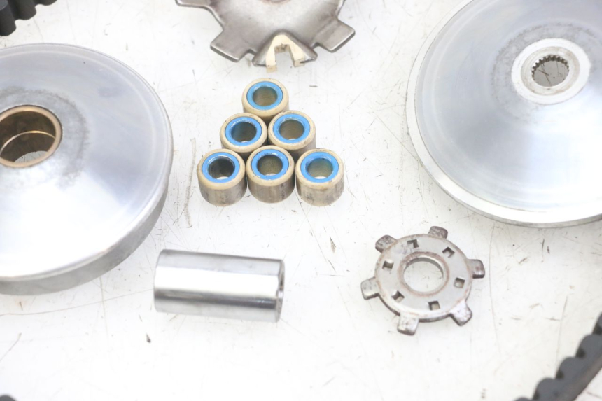 photo de VARIATEUR PEUGEOT JET FORCE CARBU 50 (2003 - 2016) - Autre angle de vue