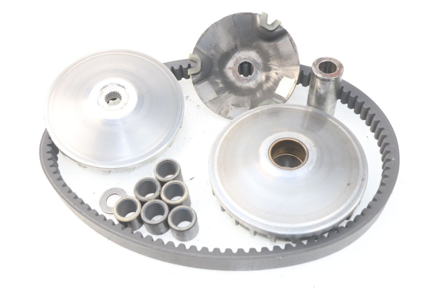 photo de VARIATEUR SYM JOYMAX 250 (2013 - 2017) - Gros plan technique