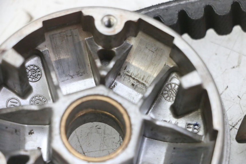 photo de VARIATEUR PEUGEOT KISBEE 2T 50 (2018 - 2022) - Détails caractéristiques