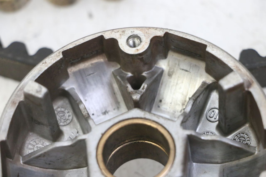 photo de VARIATEUR PEUGEOT KISBEE 2T 50 (2018 - 2022) - Vue d’ensemble