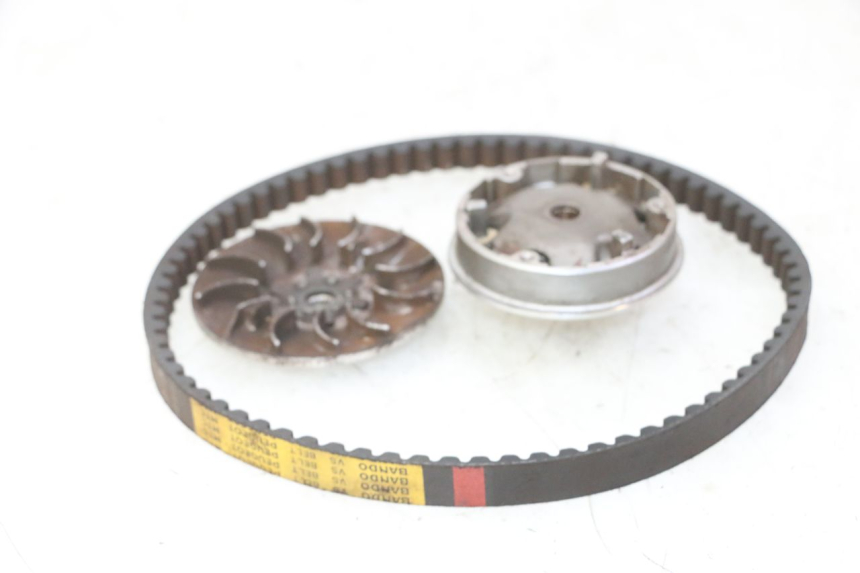 photo de VARIATEUR PEUGEOT KISBEE 2T 50 (2010 - 2017) - Détail de la pièce