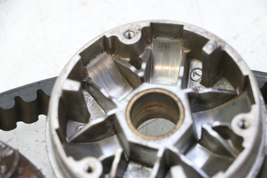 photo de VARIATEUR PEUGEOT KISBEE 2T 50 (2010 - 2017) - Photo complémentaire