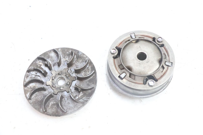 photo de VARIATEUR PEUGEOT KISBEE 2T 50 (2010 - 2017) - Gros plan technique