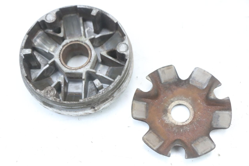 photo de VARIATEUR PEUGEOT KISBEE 4T 50 (2018 - 2022) - Gros plan technique