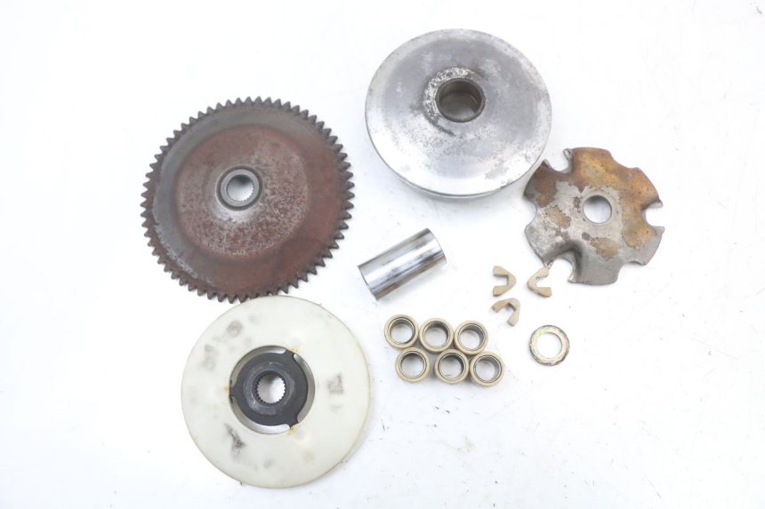 photo de VARIATEUR PEUGEOT KISBEE 4T 50 (2010 - 2017) - Détail de la pièce