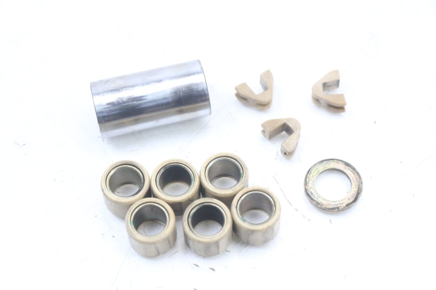 photo de VARIATEUR PEUGEOT KISBEE 4T 50 (2010 - 2017) - Points de fixation