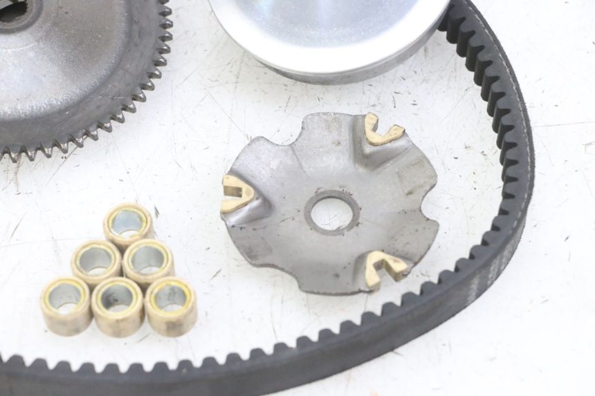 photo de VARIATEUR PEUGEOT KISBEE 4T 50 (2018 - 2022) - Vue d’ensemble