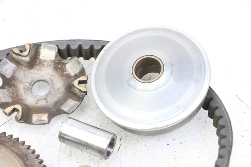 photo de VARIATEUR KYMCO AGILITY 4T 50 (2018 - 2022) - Vue d’ensemble